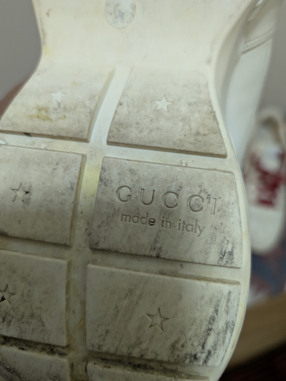Gucci White Leather Sneakers with Red Logo and Laces Size US 9, Gucci 8 - Picture 6 of 11
